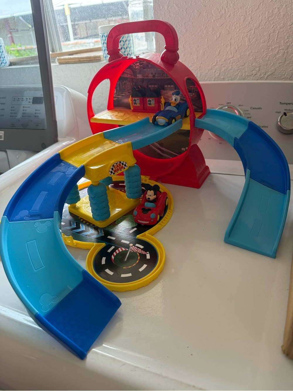 Mickey Mouse Car Wash Playset